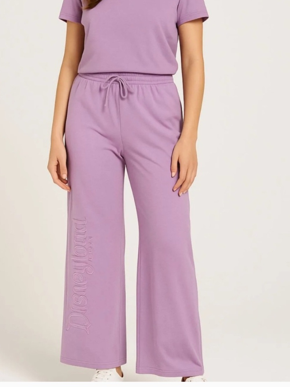 NWT Disney Park Disney Land Resort Lilac Wide-Leg Sweatpants with Embossed